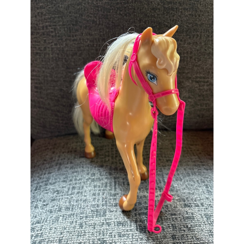 Mattel Barbie Tawny Horse Tan with Pink Saddle and Bridle Equestrian Toy